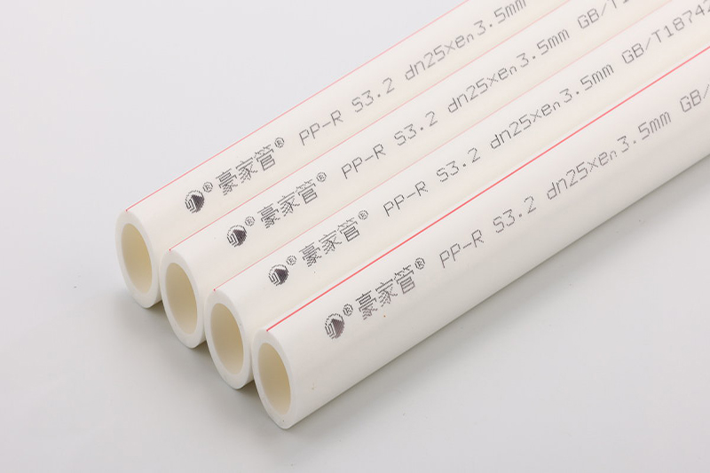 太陽能水管用什么材質(zhì)好？